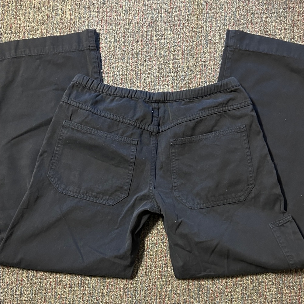 Brandy Melville Blue Cargo Pants - Picture 3 of 3